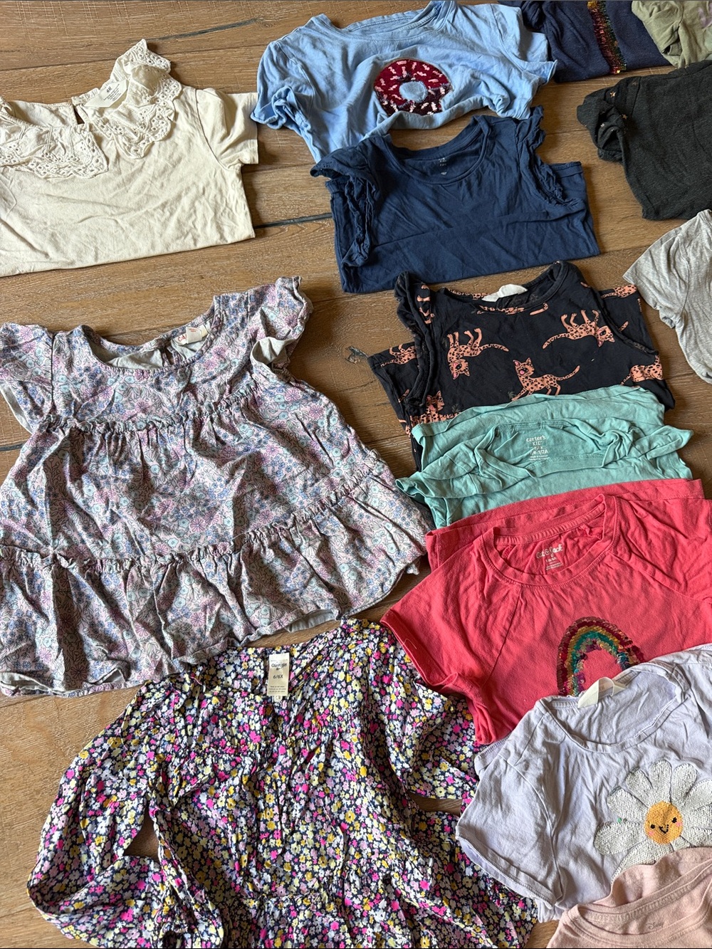 GAP Girls Mixed Color Graphic & Pattern Tee Lot - Multi - Picture 3 of 5